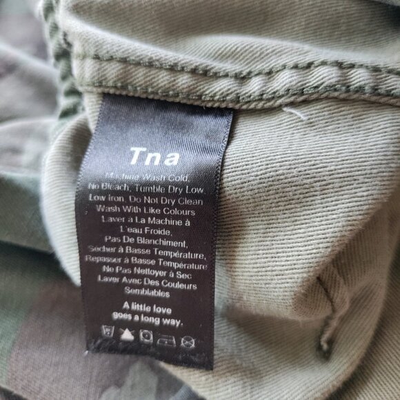 Aritzia Tna Camo Joggers Womens Size Medium Drawstring Pants - Picture 5 of 8